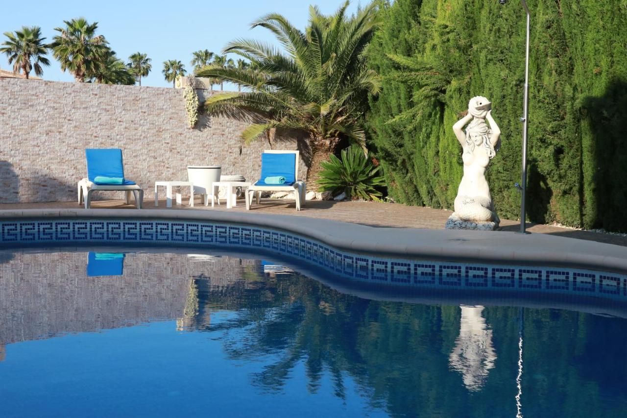 Tres Palmeras En Alfaz Del Pi , Albir, Benidorm L'Alfas del Pi