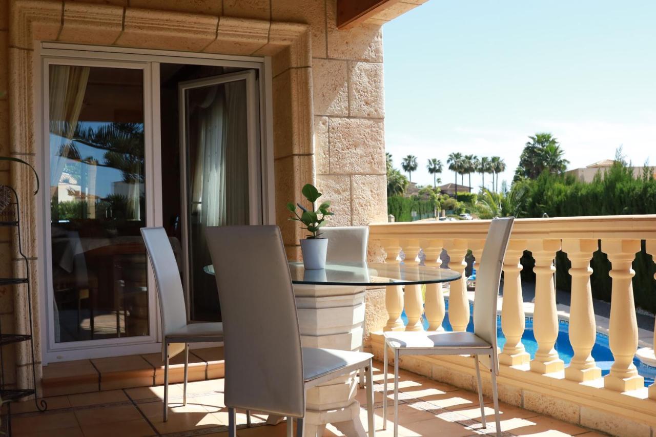 Villa Tres Palmeras En Alfaz Del Pi , Albir, Benidorm
